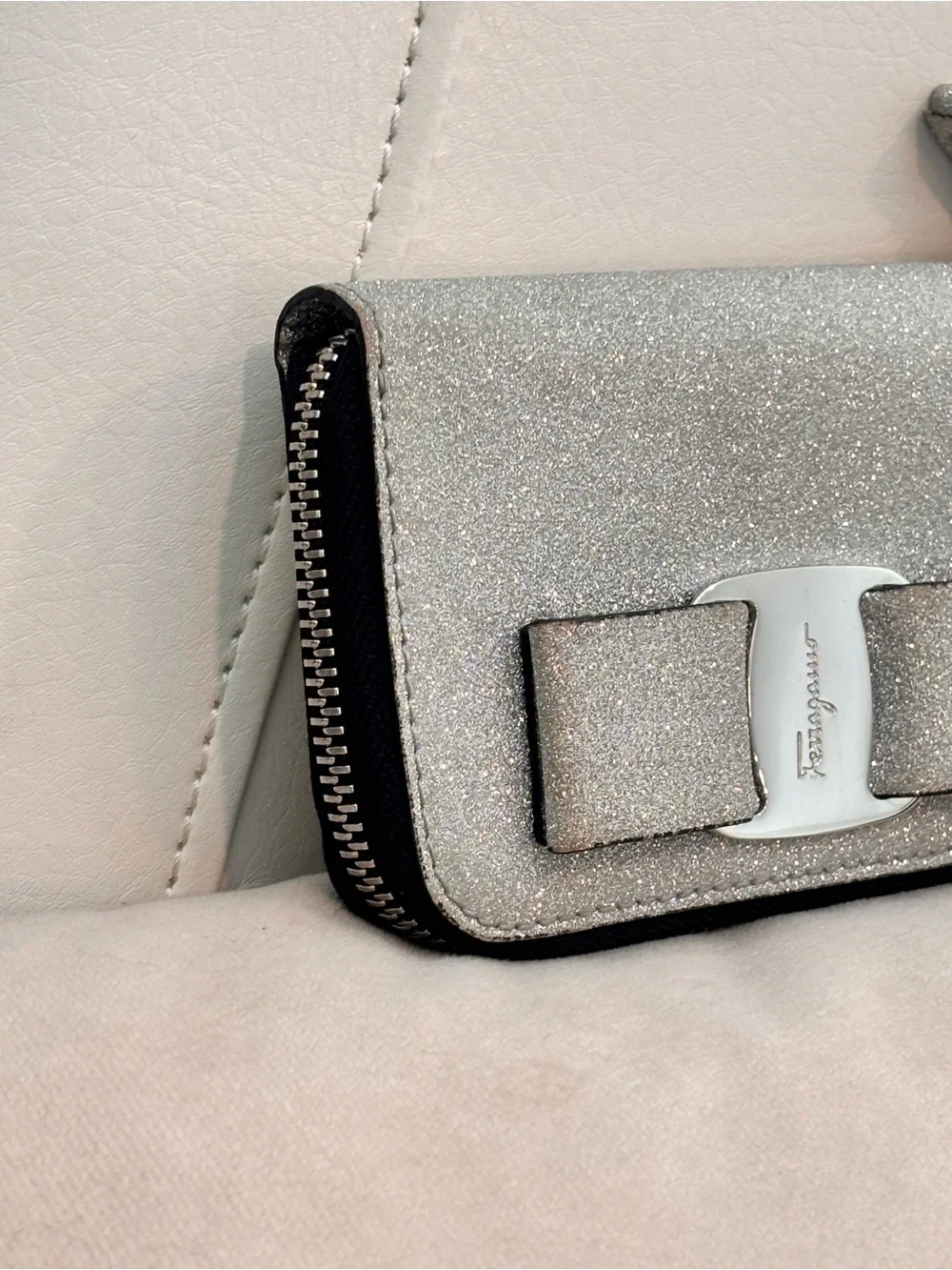 Salvatore Ferragamo Vara Bow Glitter Card Case / Zip-Around Coin Purse Wallet